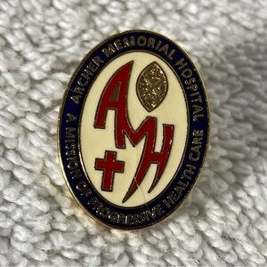 5/$35 Vintage Archer Memorial Hospital A Mission Of Progressive Healthcare Pin
